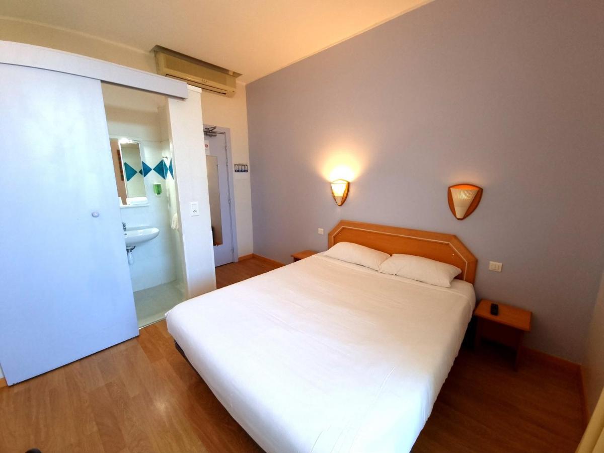 Hotel Sole Mare Calvi  Bagian luar foto